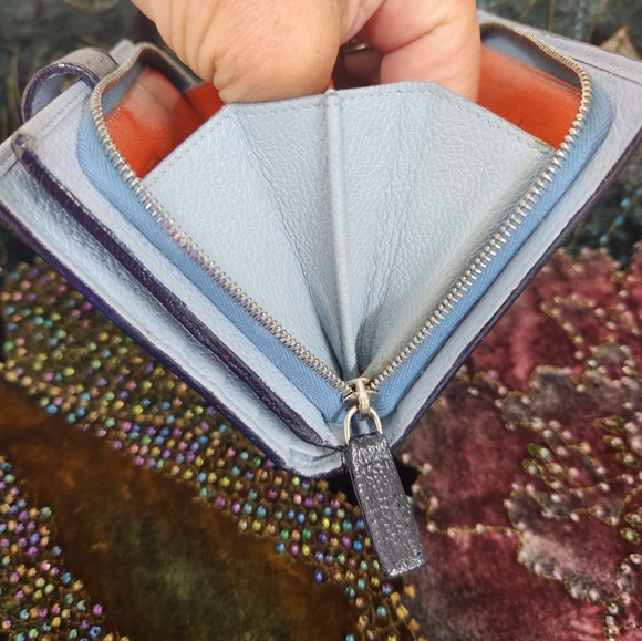 Bulgari Wallet - Picture 12 of 14